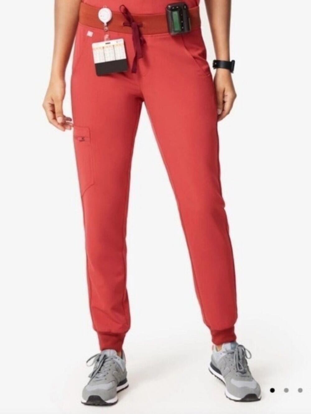 Figs Zamora Jogger Scrub Pants Clay XS Petite